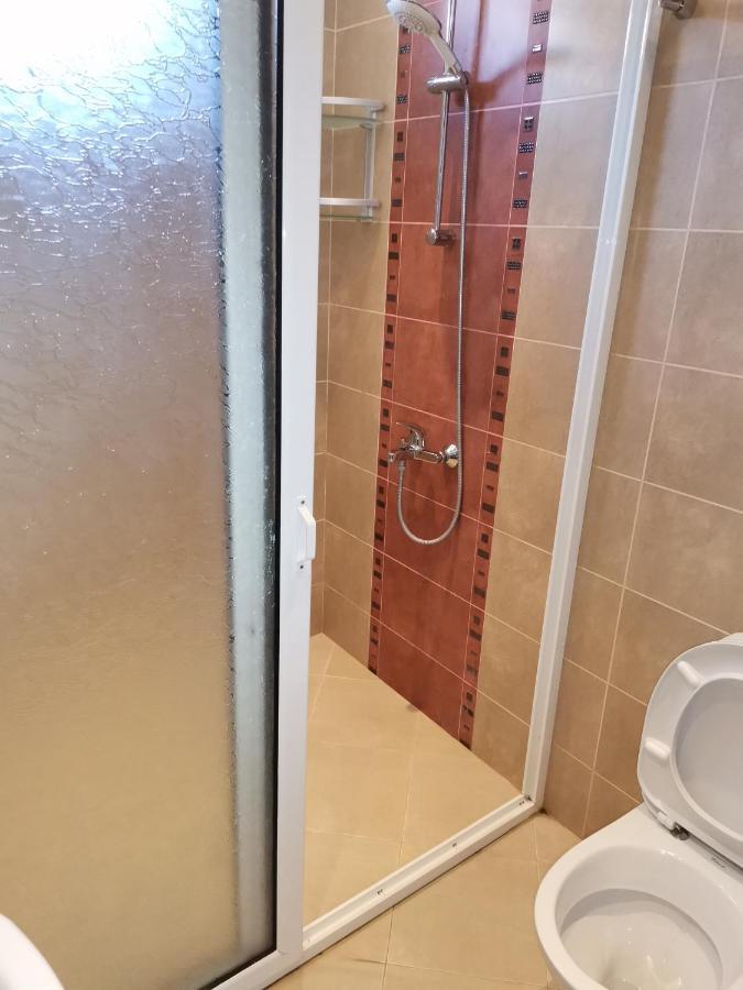Guest Rooms Mihaylovi Pavel Banya Luaran gambar