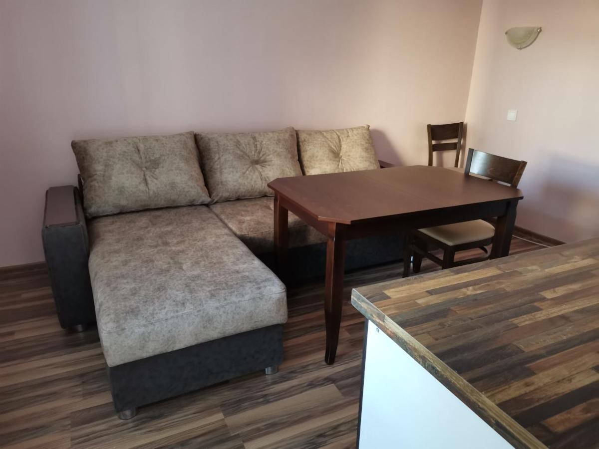 Guest Rooms Mihaylovi Pavel Banya Luaran gambar