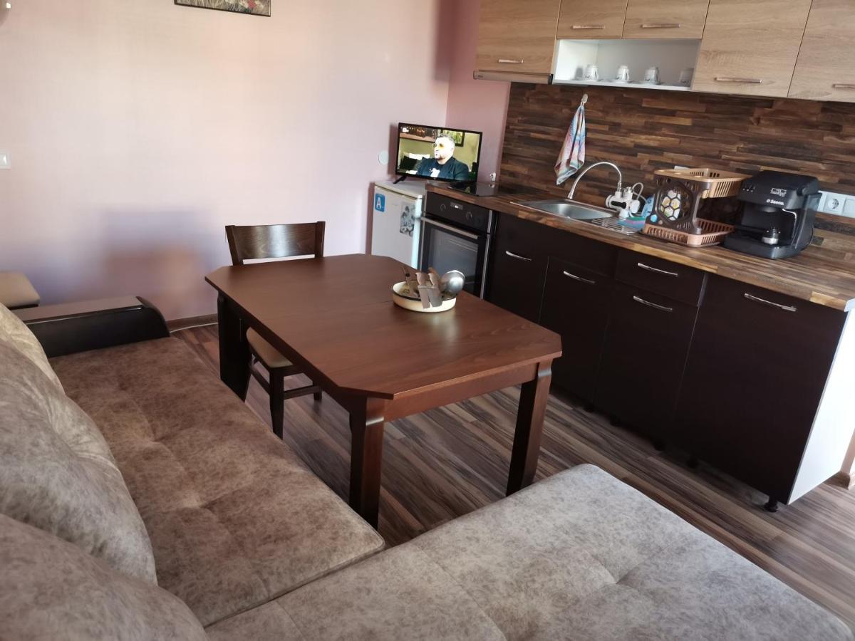 Guest Rooms Mihaylovi Pavel Banya Luaran gambar