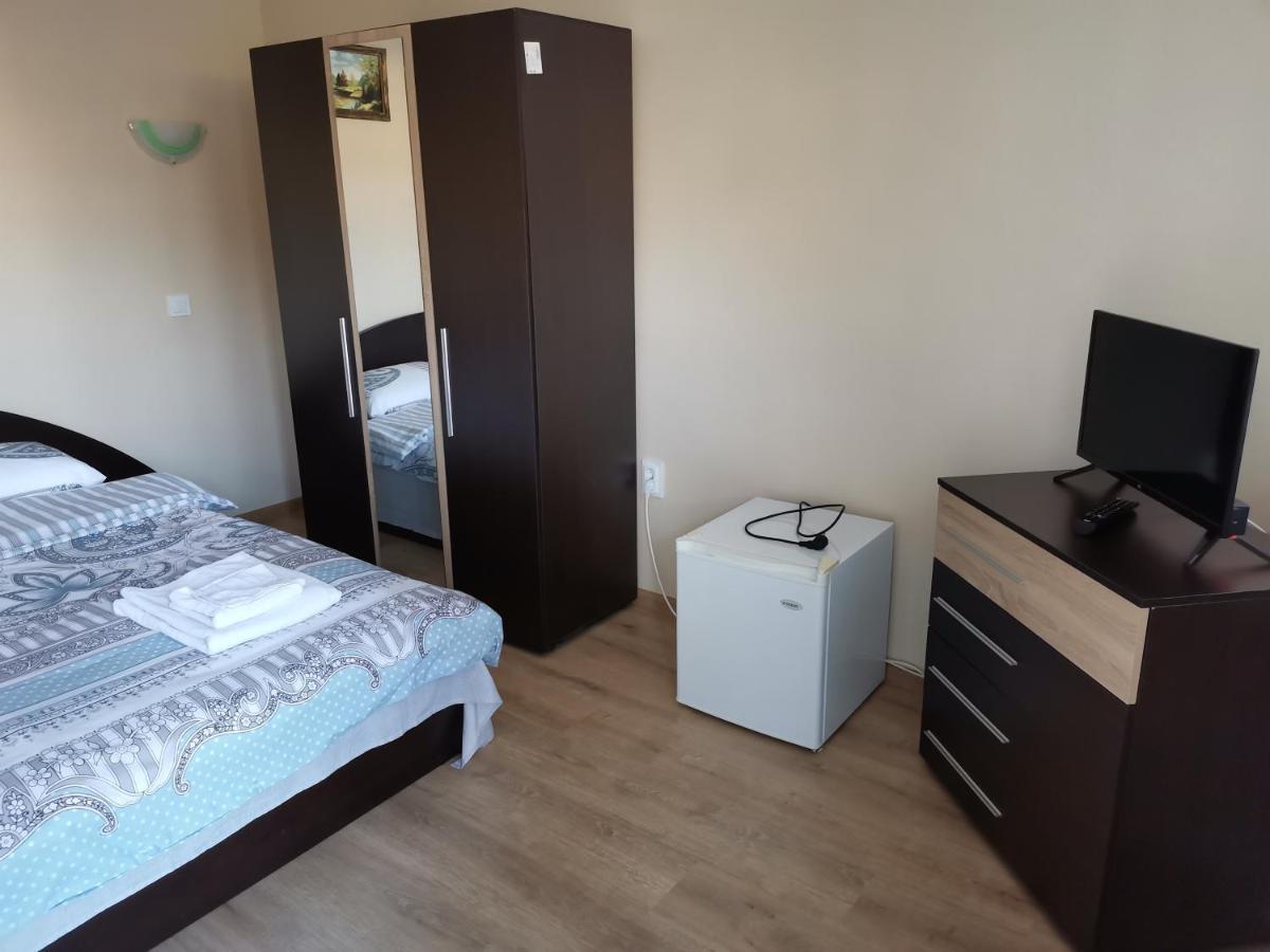 Guest Rooms Mihaylovi Pavel Banya Luaran gambar